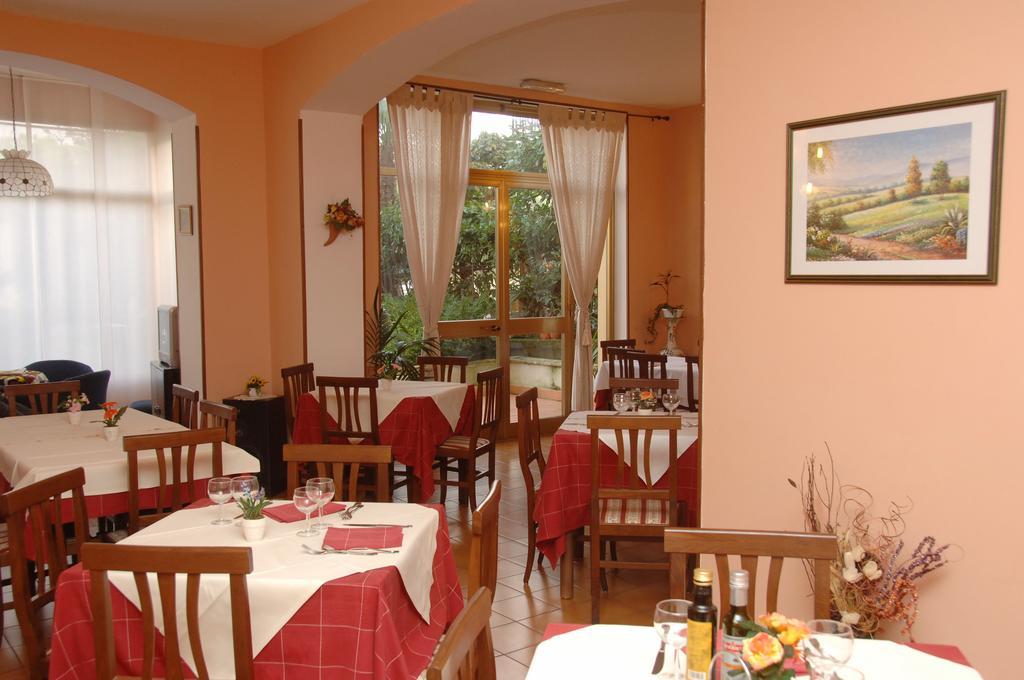 Santa Lucia Hotel Chianciano Terme Bagian luar foto